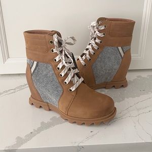 Sorel Joan of Arctic Wedge III Lexie Lace Up Boot
